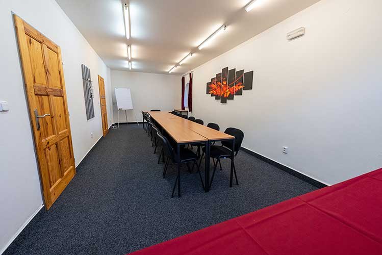 Malá školící místnost